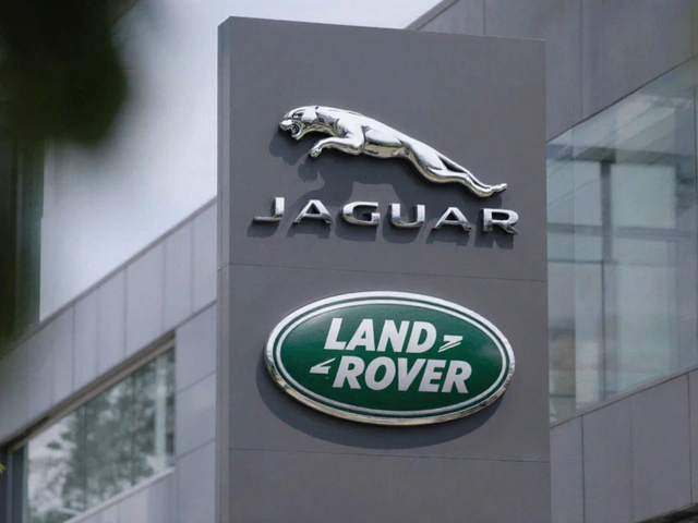 Tata Motors के शेयर में गिरावट: JLR साइबर अटैक और कई घरेलू‑विदेशी चुनौतियों का असर